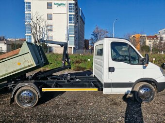 Kontejner Iveco do 3,5 t najeto - 340.000 km - 5