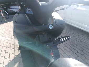 Suzuki Burgman 200 uh - 5