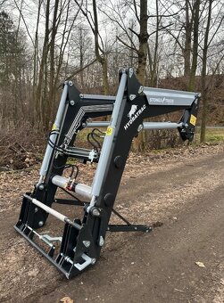 Čelní nakladač na traktor HYDRATRAC 1600 - 5
