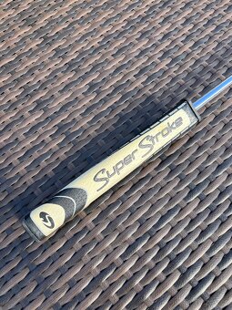 Putter Odyssey 2-ball RH v pěkném stavu - 5