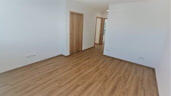Byt 3+1 s balkonem po kompletní rekonstrukci - 5