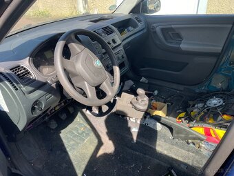 Havarovaná Fabia 1,4 TSi Německo - 5