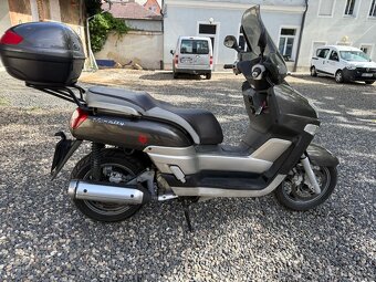 Yamaha Versity 300 - 5