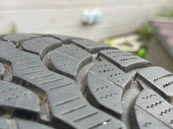 235/55 R17 - 5