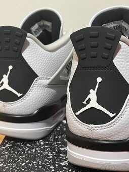 Jordan 4 - 5