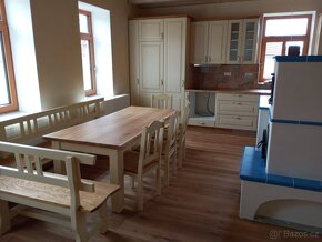 Jídelní koutek plus kuchyň - 5
