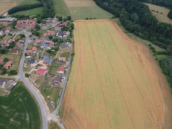 Pozemek u Chocně- Zářecká lhota v těsné blízkosti zástavby - 5