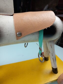 KONÍK NA KOLEČKÁCH -dřevo - 5