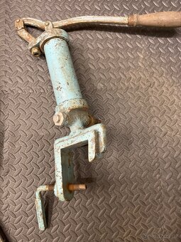 Stará pípa a pumpa - 5