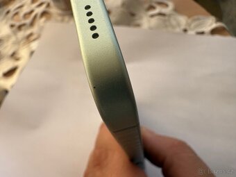 Iphone 15 Zelená 256GB - 5