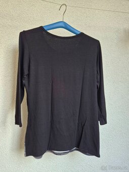 Set dvou dámských halenek s potiskem - 5