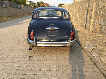 Jaguar MK2 - 5