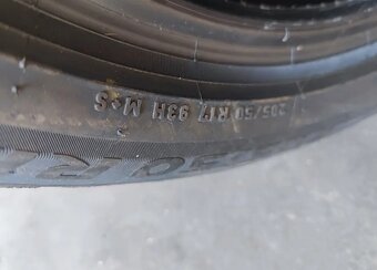 225/45/19 zimni pneu Pirelli - 5
