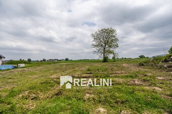 Prodej stavebního pozemku s úžasnými výhledy v Hnojníku o ve - 5