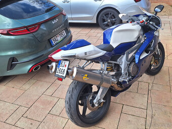 Aprilia RSV 1000 R, r. 2004 - 5