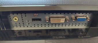 Benq 24" - 5