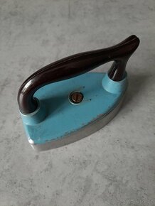 Retro dětská žehlička 70.léta - 5