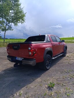 Prodám Toyota Hilux 2,8 Invincible - 5