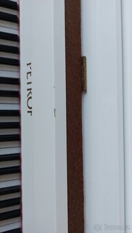 piano Petrof 105 - 5