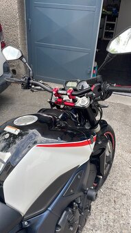 Yamaha fz1n - 5