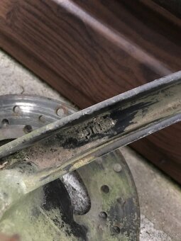zadní lité kolo Aprilia RS 125 , neobouchané, nezničené - 5