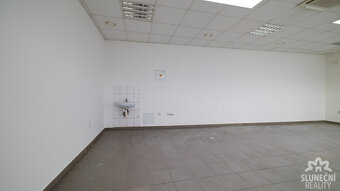 Pronájem komerčních prostor 40 m², Uherské Hradiště - centru - 5