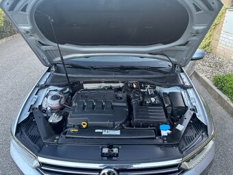 2019 VW PASSAT 2,O TDI 110kW BMT DSG Comfort Variant kombi - 5