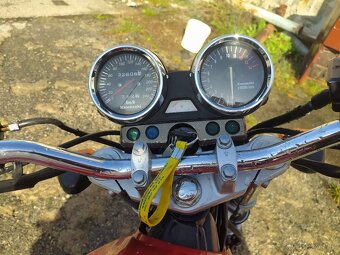 Kawasaki zr7 - 5