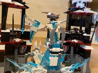 Lego 70678 hrad zapomenutého císaře - 5