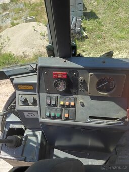 Traktorbagr - 5