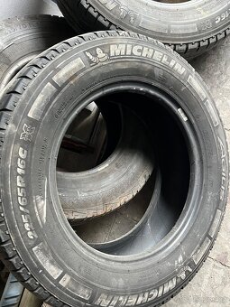 2ks Pneu Michelin Agilis 225/65R 16C 110/112R vzorek 5mm - 5