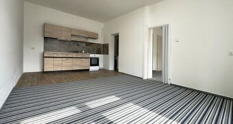 Pronájem bytu 2+kk, 70 m2, ulice Labská, Jaroměř - 5