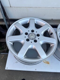 Elektrony Mercedes Benz - 5