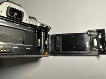 PENTAX MZ-M - pouze tělo - 5