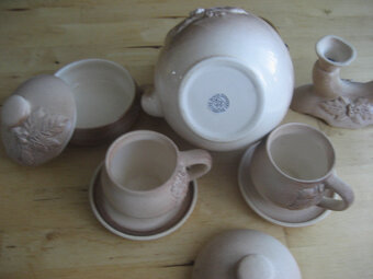 Dekorativní keramická souprava - 5