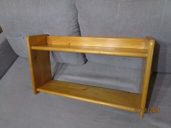 Polička dřevěná - 5