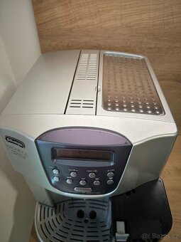 Kávovar Delonghi Magnifica - 5