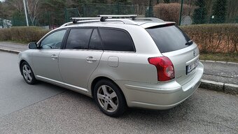 Toyota Avensis kombi T25 2.2D-4D 110 kW - 5