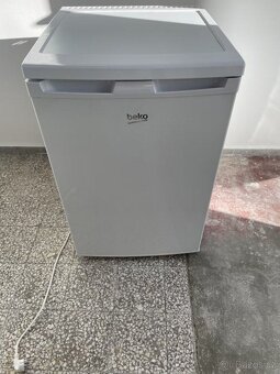 Dovoz - úsporná lednice BEKO s vnitřním mrazákem - 5