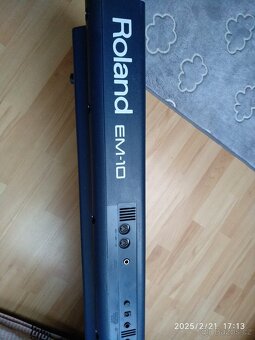 Roland EM-10 - 5