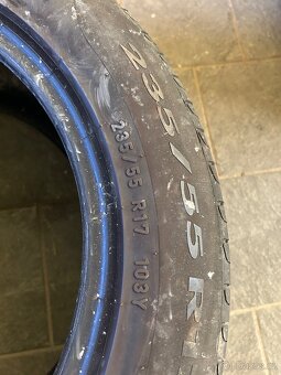 235/55/17 Pirelli Cinturato - 5