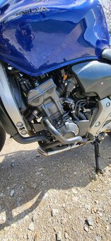 Honda Hornet CB600F - 5