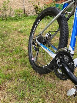Zachovalé horské kolo Cube LTD Pro - 5