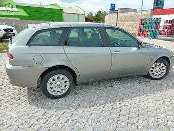 Prodám Alfa Romeo 156 JTdm 103 KW Combi - 5