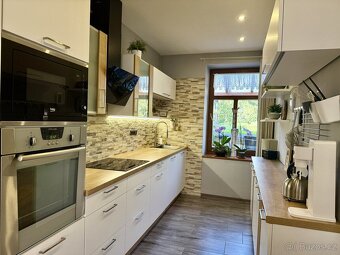 Prodej rodinného domu 225 m², Hořice, ev.č. 00712 - 5
