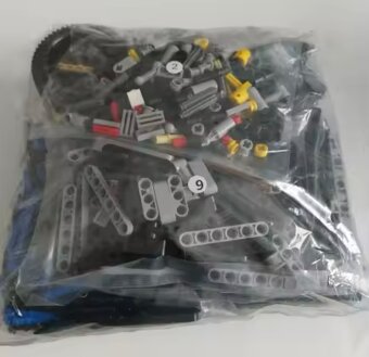 NOVÉ Lotus Renault F1 - 982ks kostek - 5