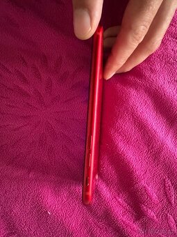 iPhone 8 RED 64GB - 5