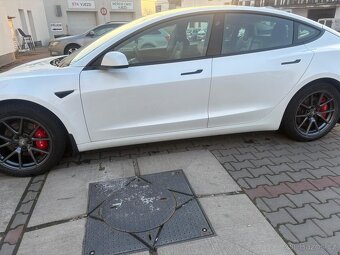 Tesla 3 2021 SR 60 kw baterie LFP 87000 kw - 5