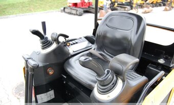 Minibagr JCB 15C-1 - 5