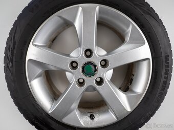 Škoda Octavia - Originání 16" alu kola - Zimní pneu - 5